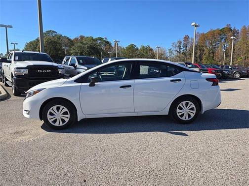 2025 Nissan Versa 1.6 S