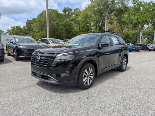 Super Black 2026 Nissan Pathfinder SL