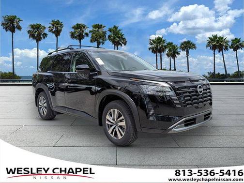 Super Black 2026 Nissan Pathfinder SL