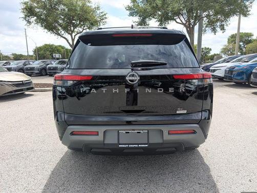 Super Black 2026 Nissan Pathfinder SL