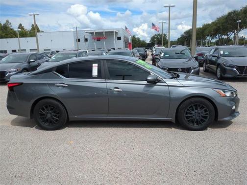 2020 Nissan Altima S FWD