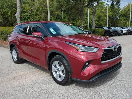 2021 Toyota Highlander LE