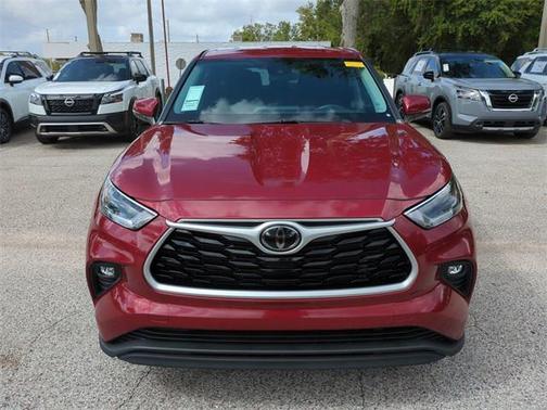 2021 Toyota Highlander LE
