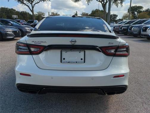 2022 Nissan Maxima SR Xtronic CVT