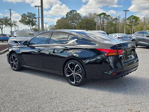 2024 Nissan Altima SR FWD