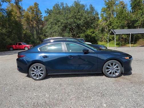 2025 Mazda Mazda3 FWD w/Preferred Package