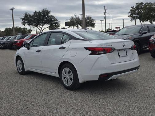 Fresh Powder 2025 Nissan Versa 1.6 S
