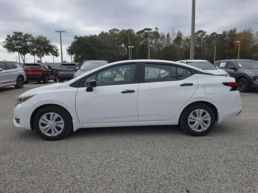Fresh Powder 2025 Nissan Versa 1.6 S
