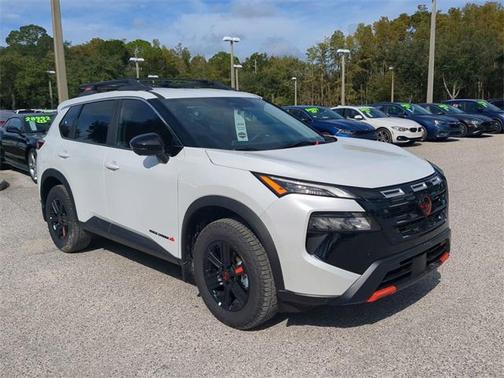 2025 Nissan Rogue Rock Creek