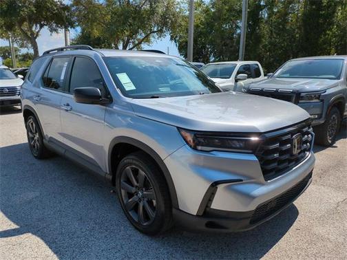 2023 Honda Pilot AWD Sport