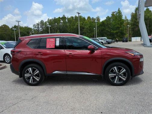 2022 Nissan Rogue SL
