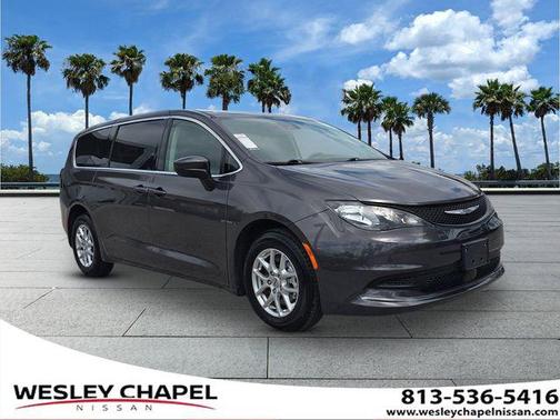 2023 Chrysler Voyager LX