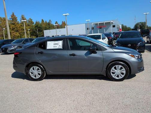2025 Nissan Versa 1.6 S