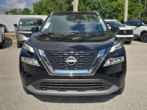 Super Black 2023 Nissan Rogue SV