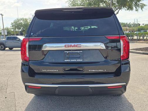 Onyx Black 2022 GMC Yukon Denali