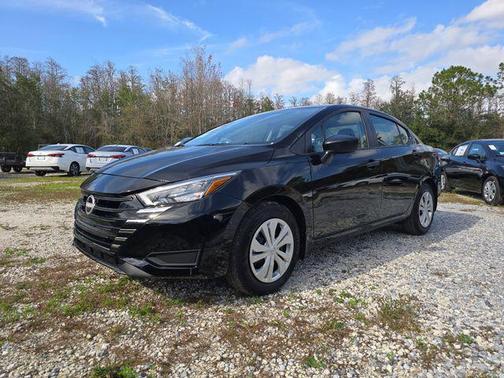 2025 Nissan Versa 1.6 S