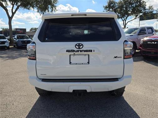 2022 Toyota 4Runner SR5