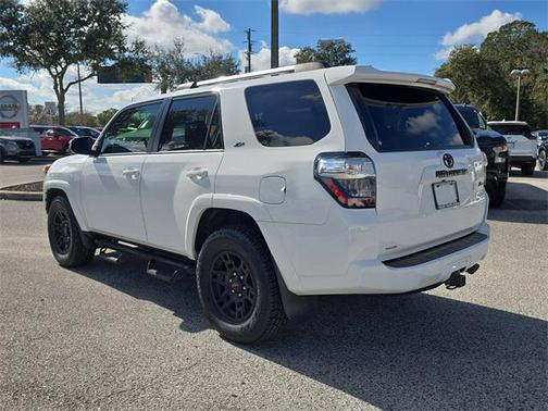 2022 Toyota 4Runner SR5