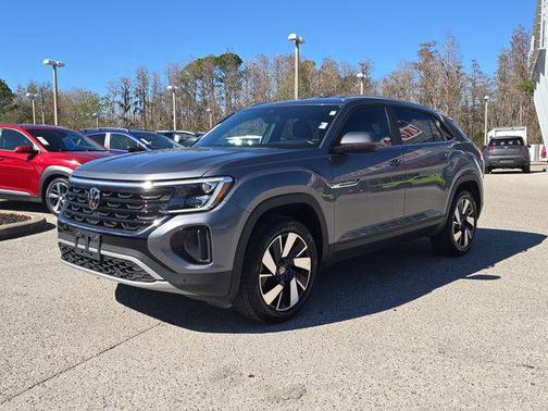 2025 Volkswagen Atlas Cross Sport 2.0T SE w/Technology 4MOTION