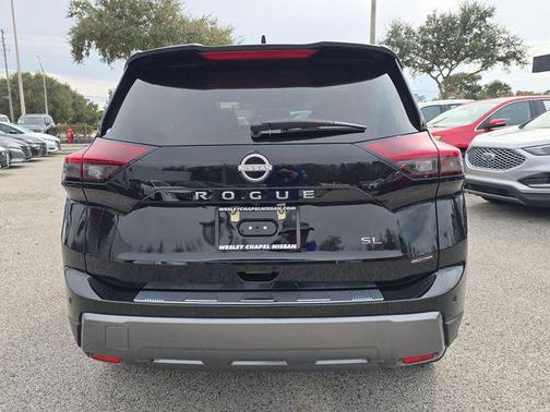 2024 Nissan Rogue SL