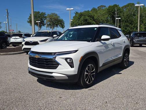 Summit White 2025 Chevrolet Trailblazer LT