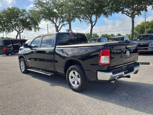 Diamond Black Crystal Pearlcoat 2020 RAM 1500 Big Horn/Lone Star