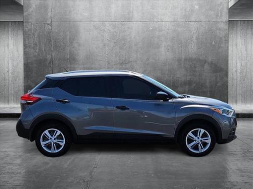 2018 Nissan Kicks S