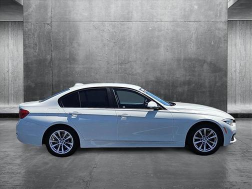 2017 BMW 320 i