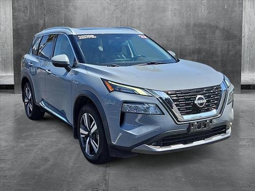2022 Nissan Rogue SL