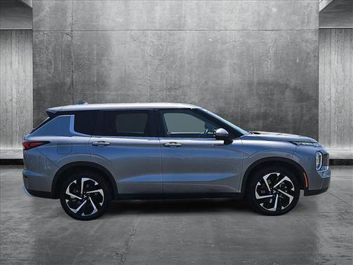 2023 Mitsubishi Outlander SE 2.5 2WD