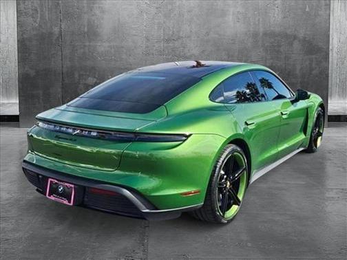 2022 Porsche Taycan 4S