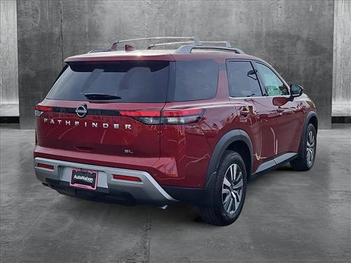2025 Nissan Pathfinder SL FWD