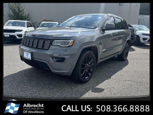 2022 Jeep Grand Cherokee Laredo