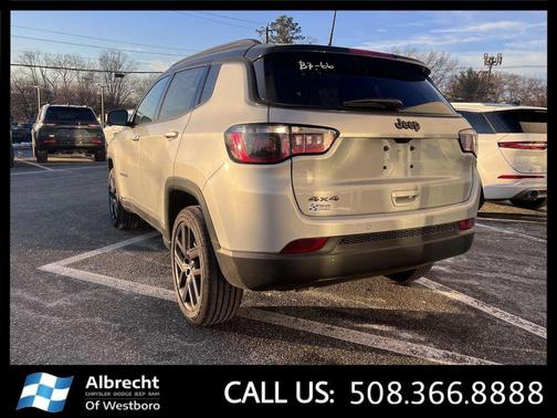 Silver Zynith Metallic Clearcoat 2026 Jeep Compass Limited