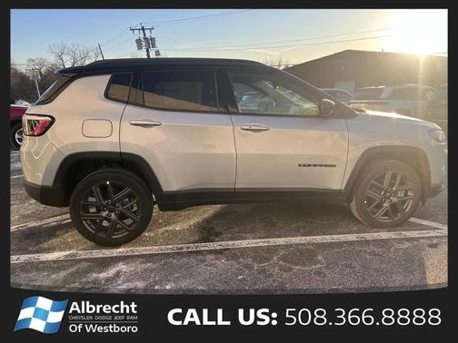 Silver Zynith Metallic Clearcoat 2026 Jeep Compass Limited
