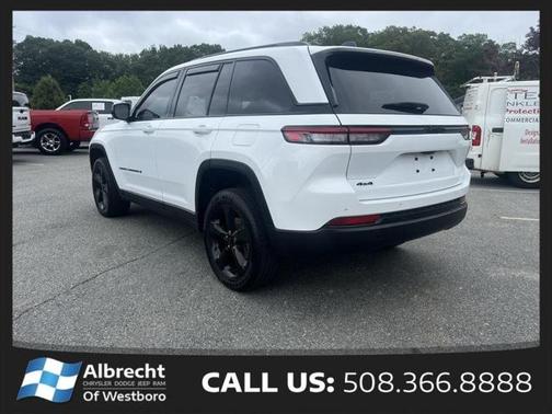 2024 Jeep Grand Cherokee Altitude