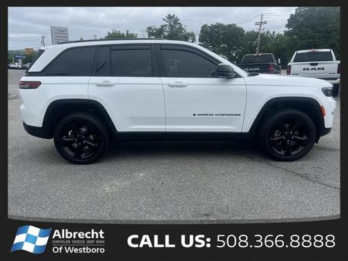 2024 Jeep Grand Cherokee Altitude