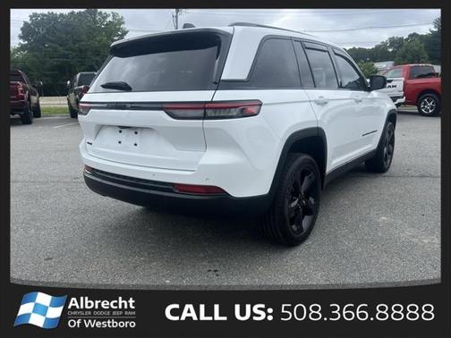2024 Jeep Grand Cherokee Altitude