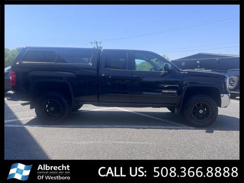 Onyx Black 2018 GMC Sierra 1500 SLE