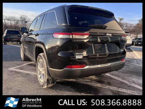 2025 Jeep Grand Cherokee Laredo