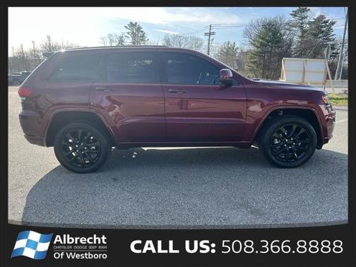 2022 Jeep Grand Cherokee Laredo