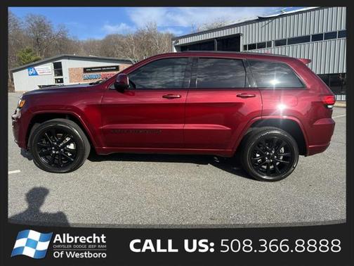 2022 Jeep Grand Cherokee Laredo