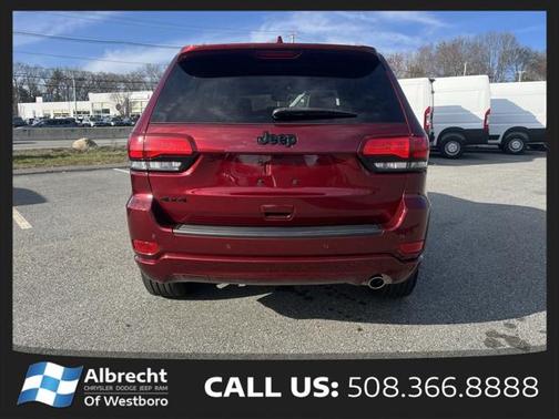 2022 Jeep Grand Cherokee Laredo