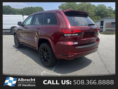 2022 Jeep Grand Cherokee Laredo