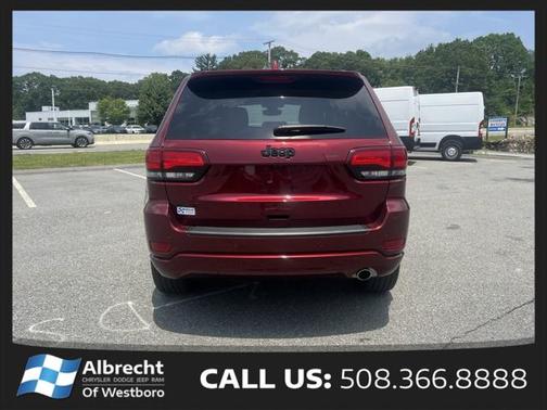 2022 Jeep Grand Cherokee Laredo