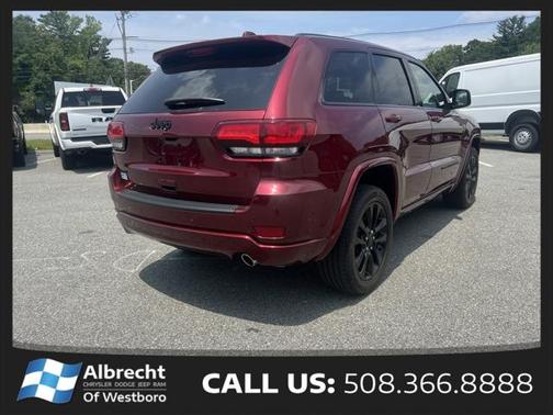 2022 Jeep Grand Cherokee Laredo