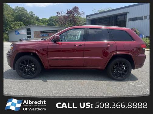 2022 Jeep Grand Cherokee Laredo