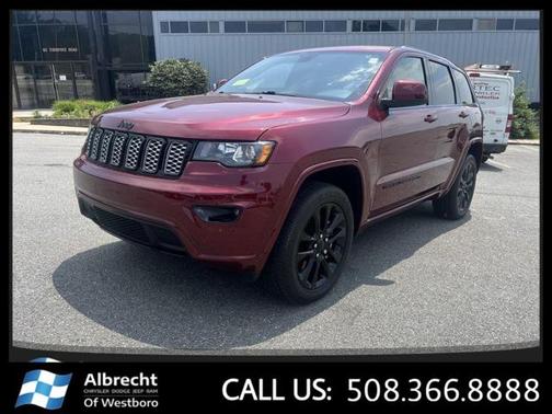 2022 Jeep Grand Cherokee Laredo