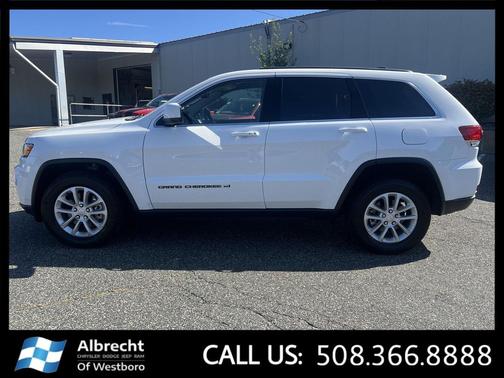 2022 Jeep Grand Cherokee Laredo
