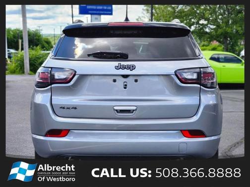 Billet Silver Metallic Clearcoat 2023 Jeep Compass High Altitude